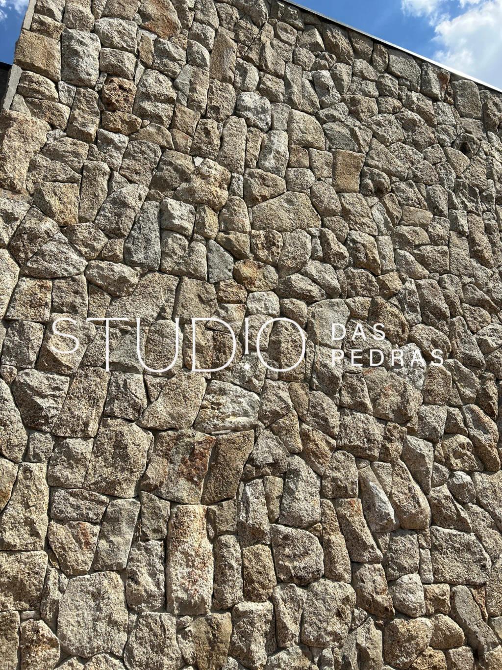 Pedra Pedra Moledo