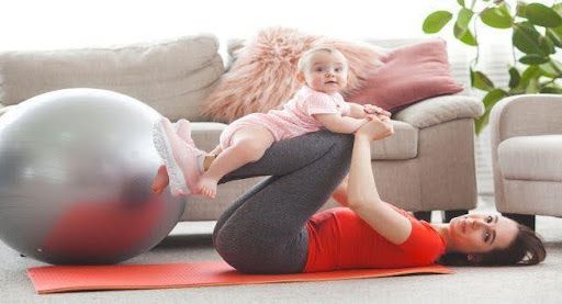 Post-Pregnancy Weight Loss: Exercises & Tips for New Moms