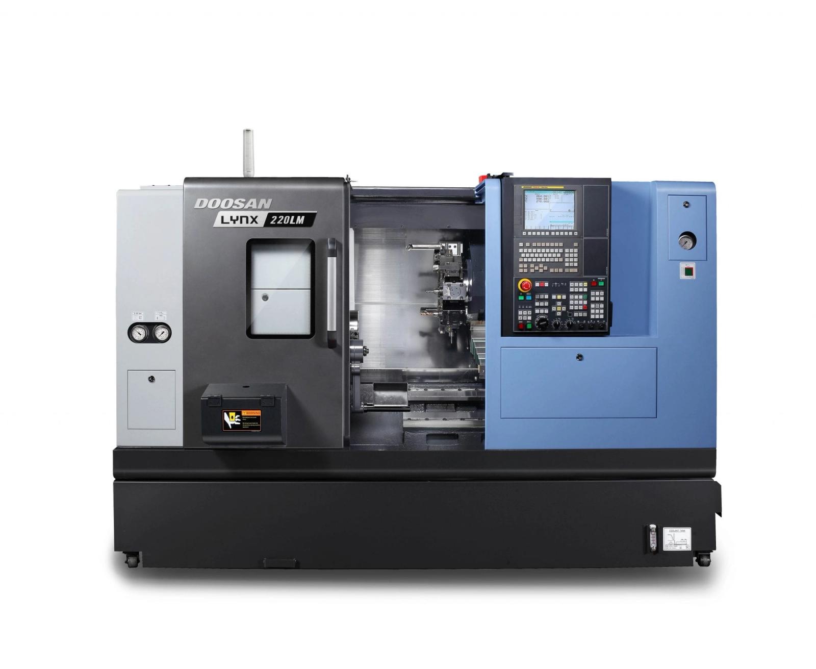 DOOSAN LYNX220LMA CNC