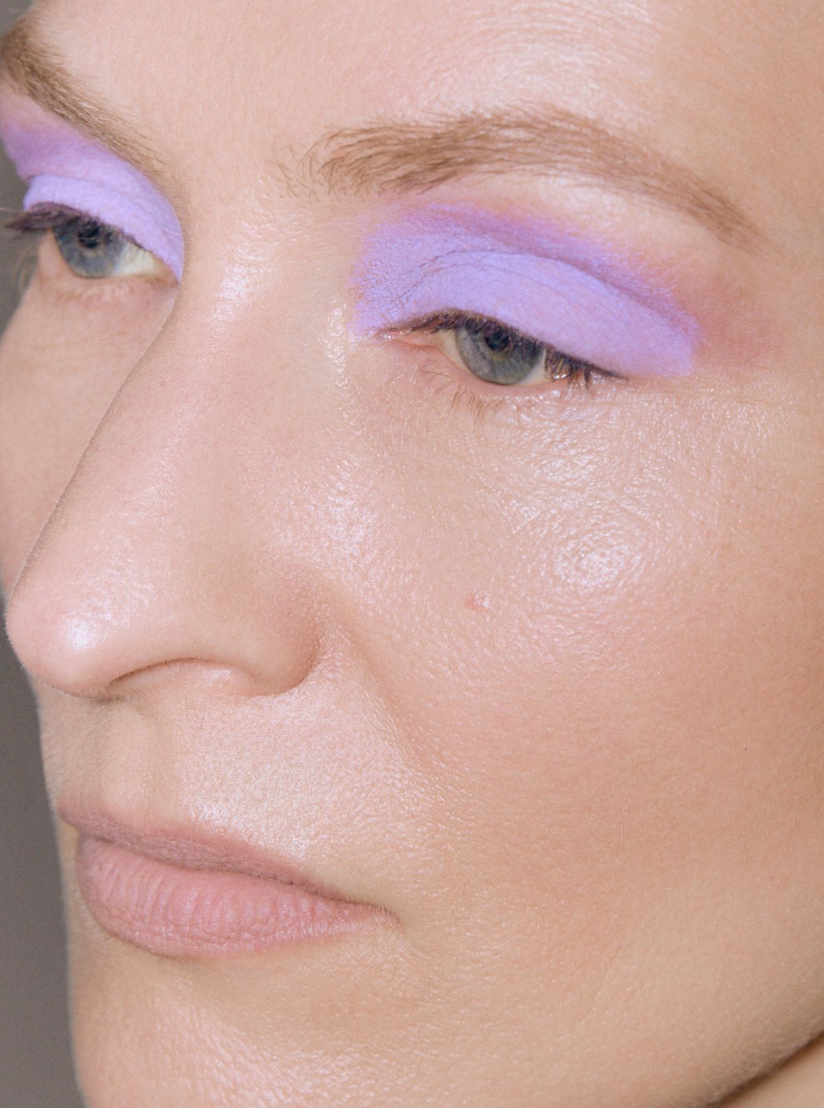 lilac eyeshadow beauty woman