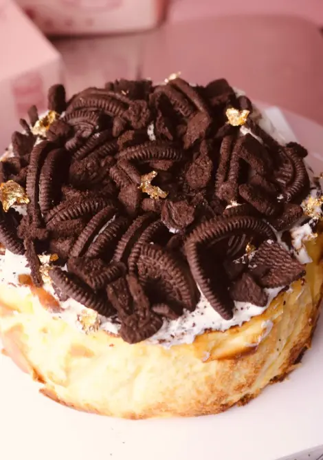 Burnt Cheesecake Cookies n Cream 22cm