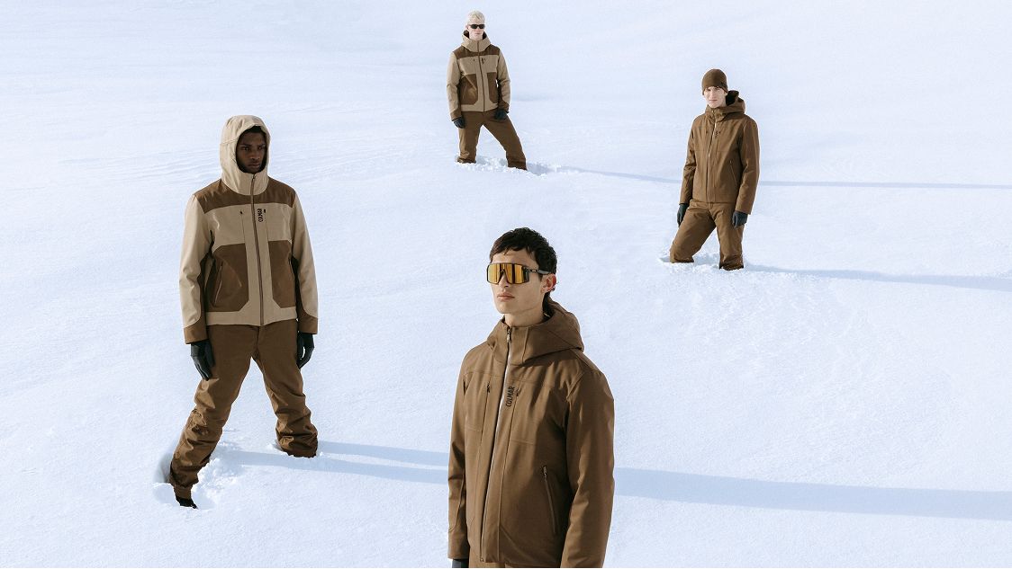 Quattro uomini sulla neve