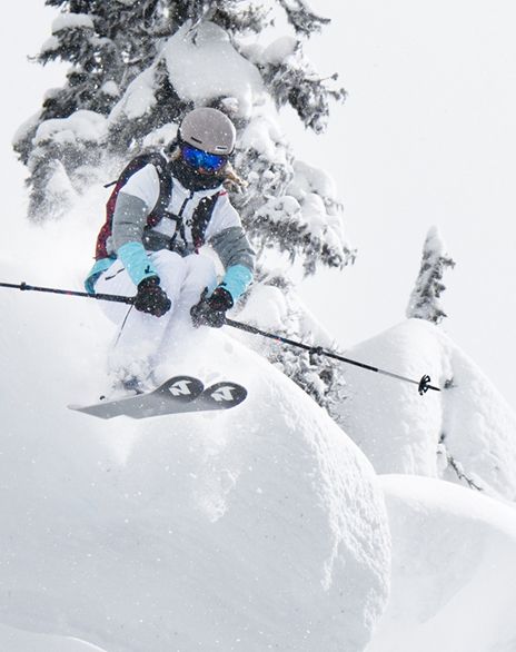 Katia Griffiths Salto con sci