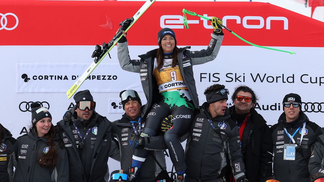 Elena Curtoni Team Festeggiamenti