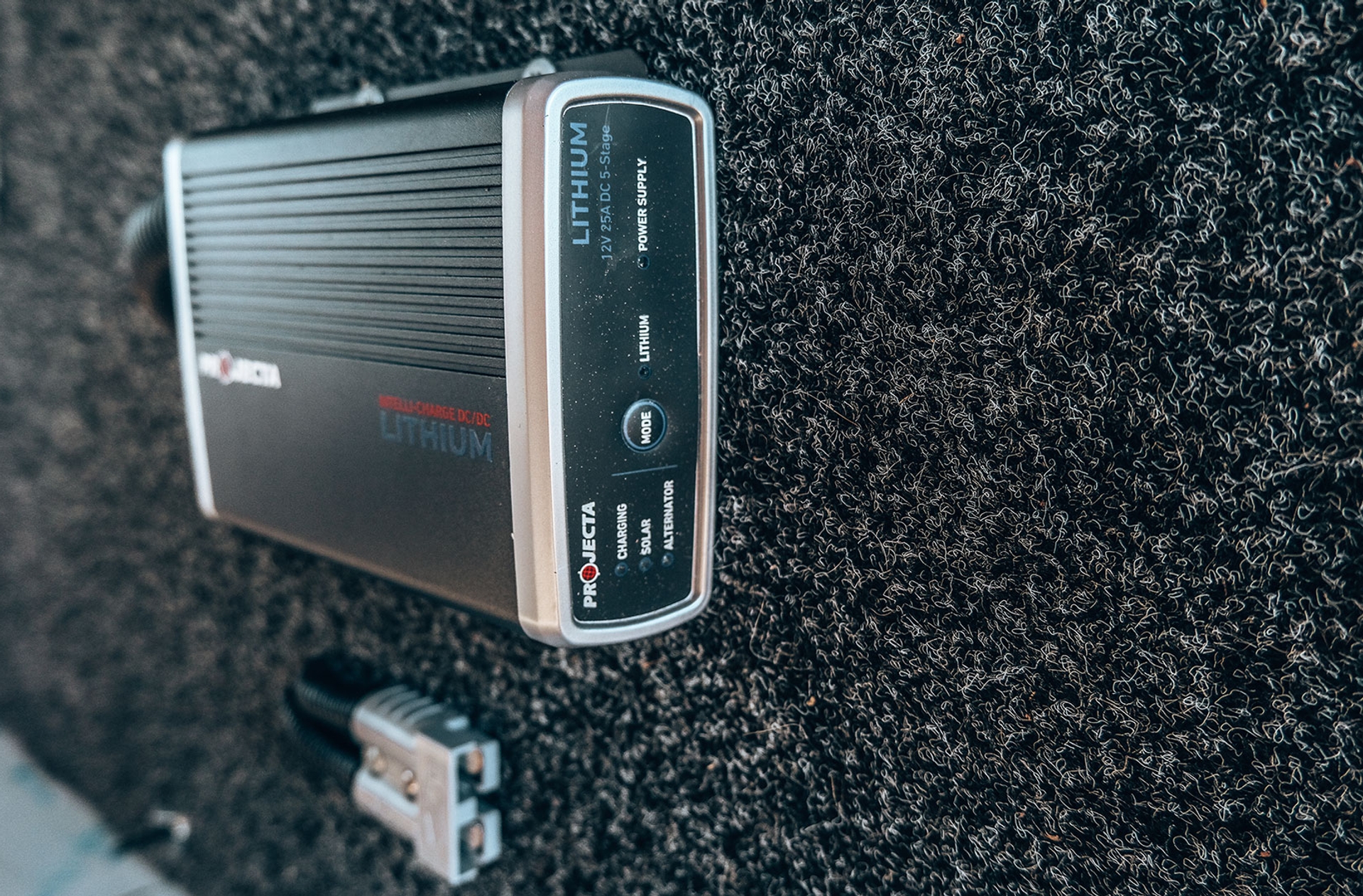 Advanced Solar Controller and Dual-Battery Charger in One - The IDC25!