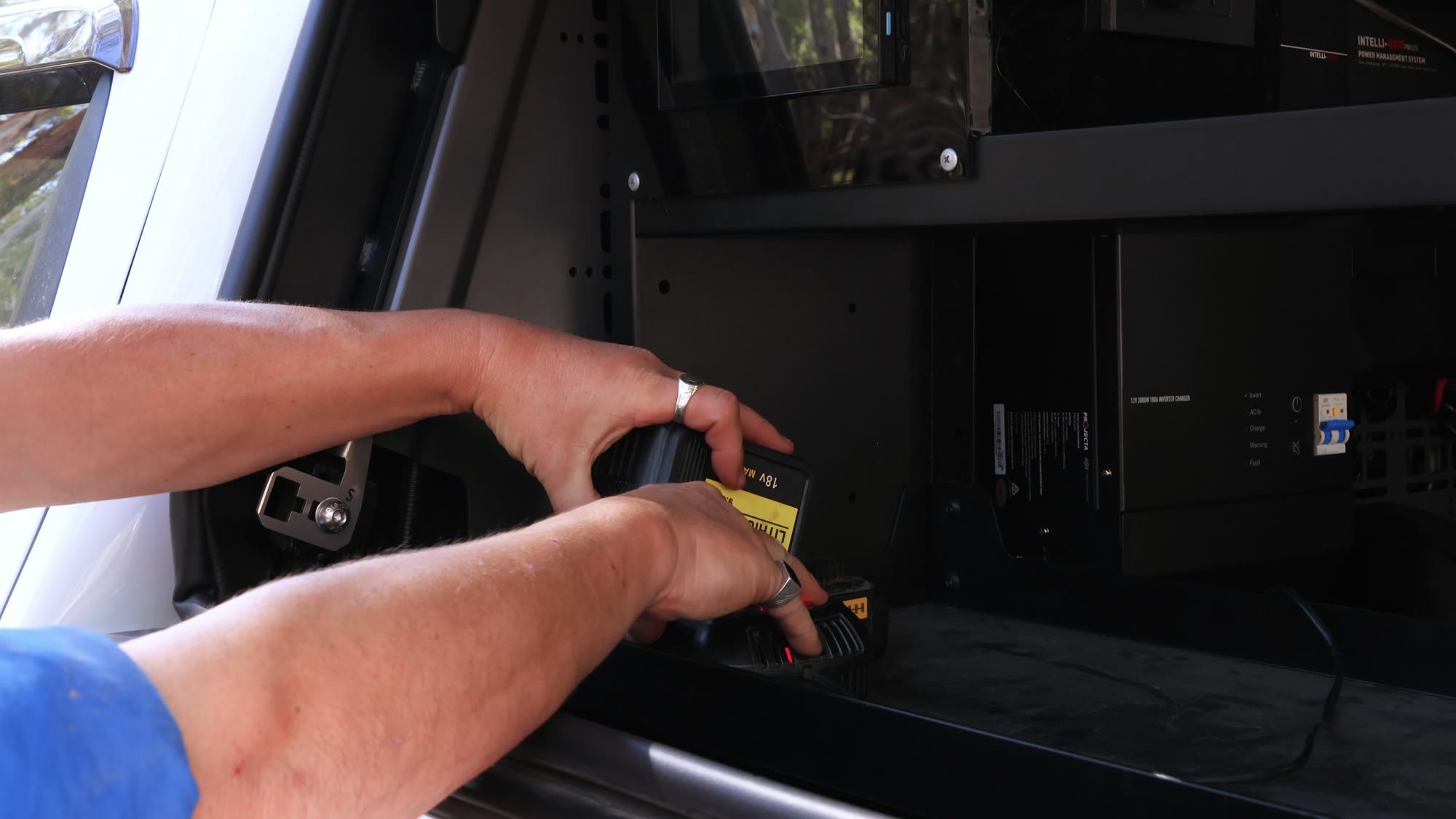 A battery charger powered from the Projecta system in the ExploreOz D-MAX canopy