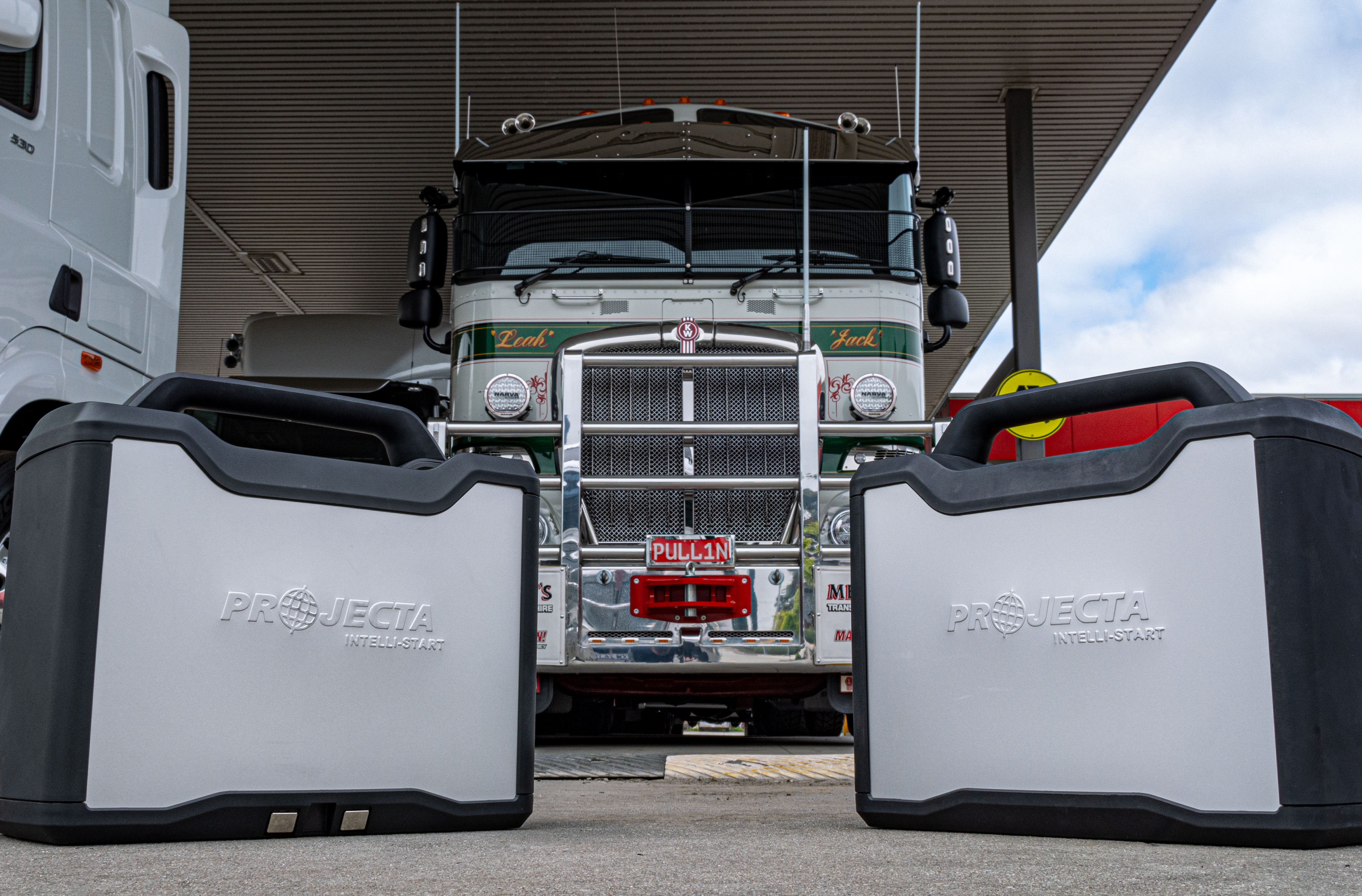 Projecta Intelli-Start Jump Starters Win Two Red Dot Design Awards 2025