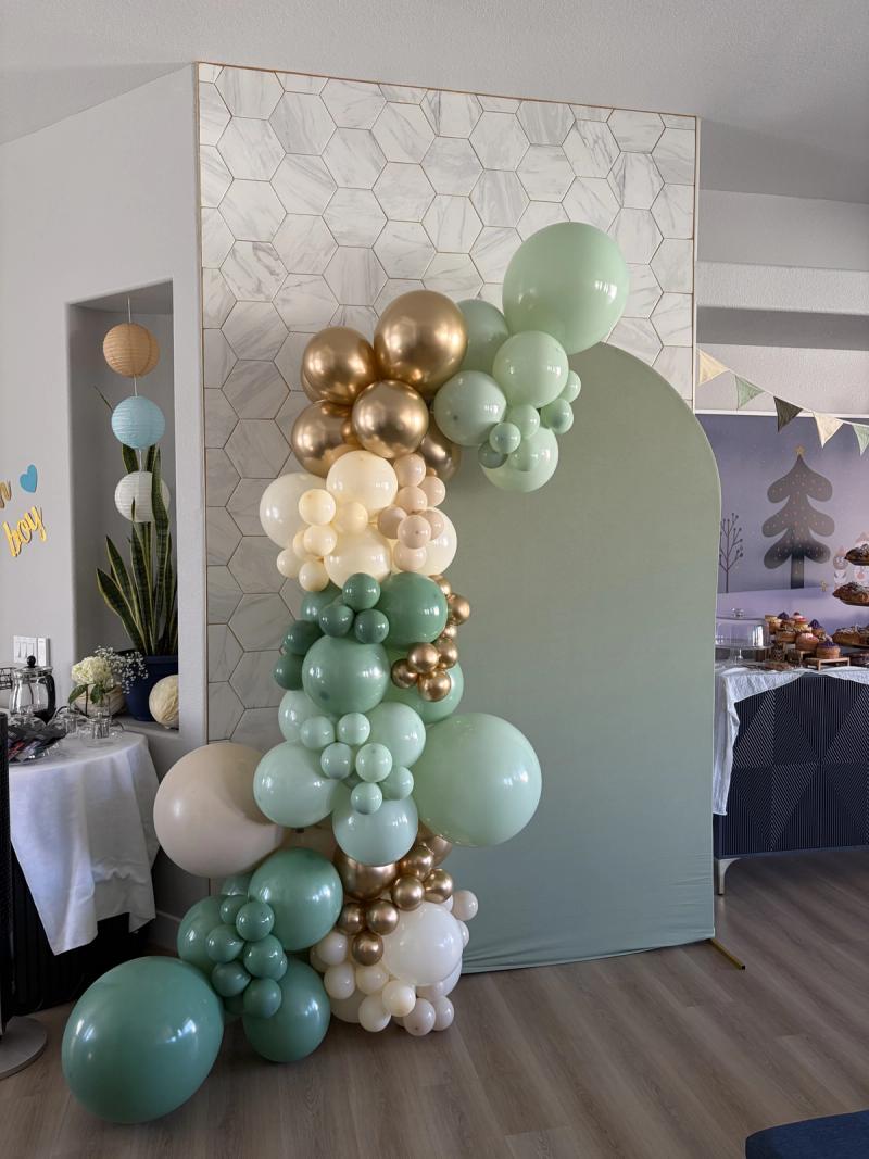 Social Booth LV balloons photo