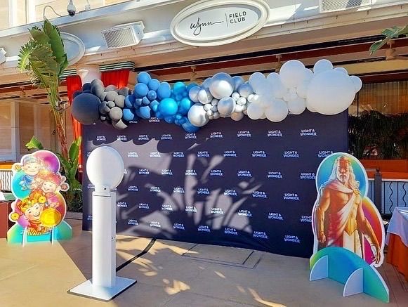 Social Booth LV balloons photo