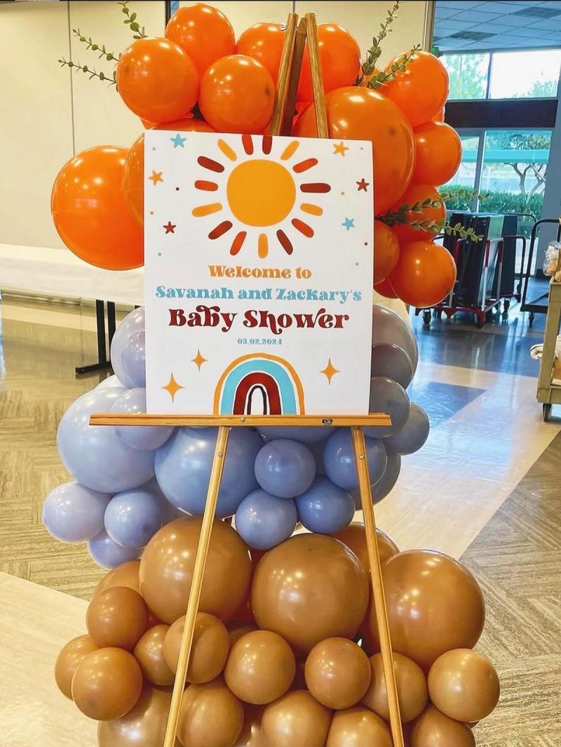 Social Booth LV balloons photo