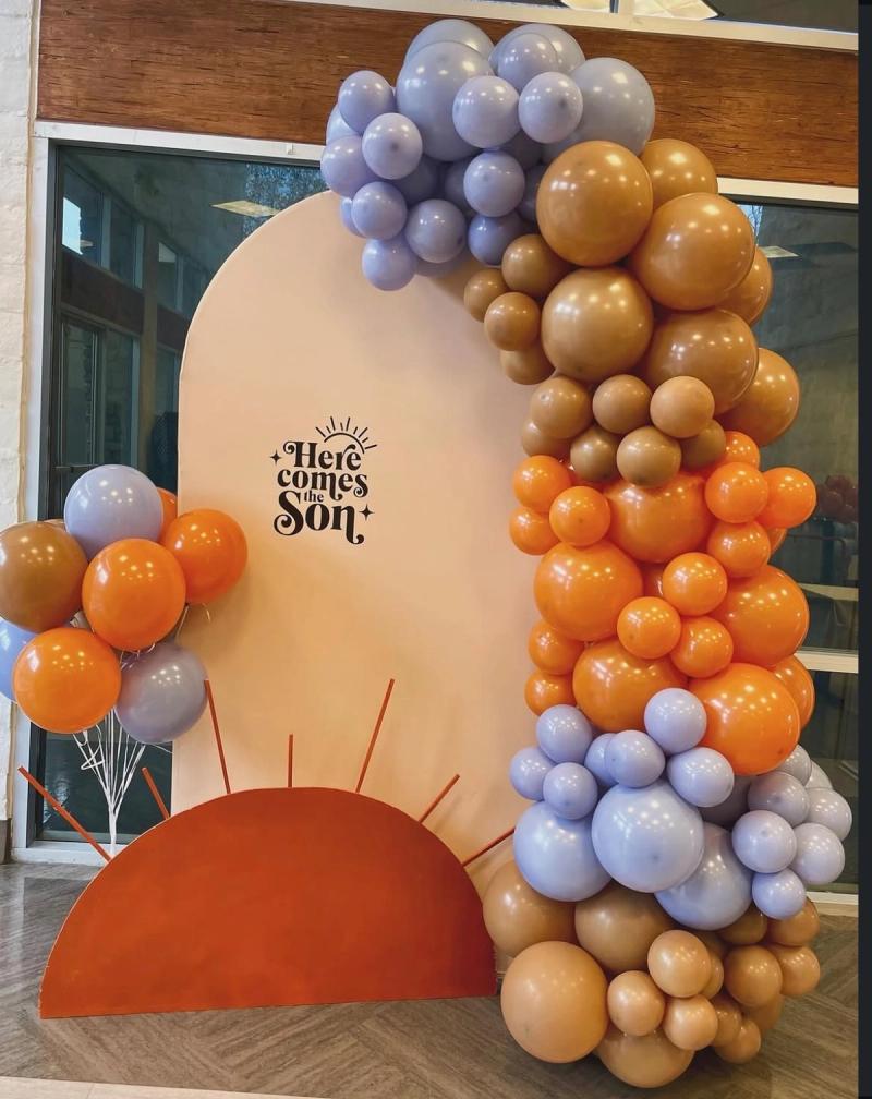Social Booth LV balloons photo
