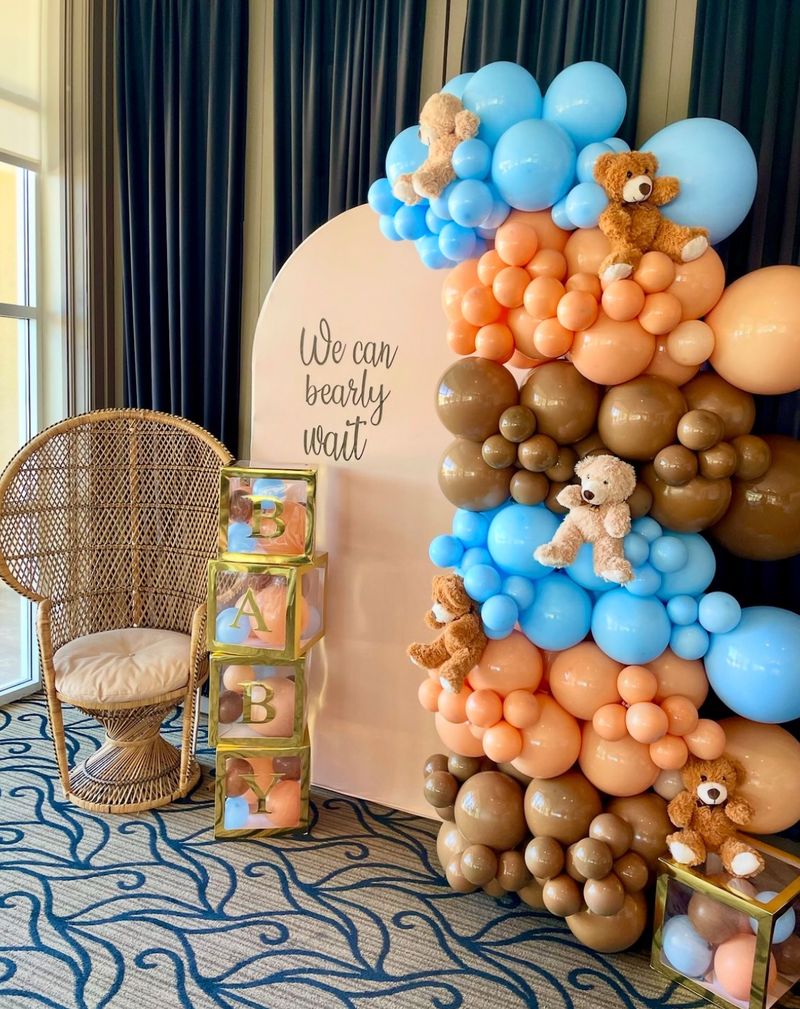 Social Booth LV balloons photo