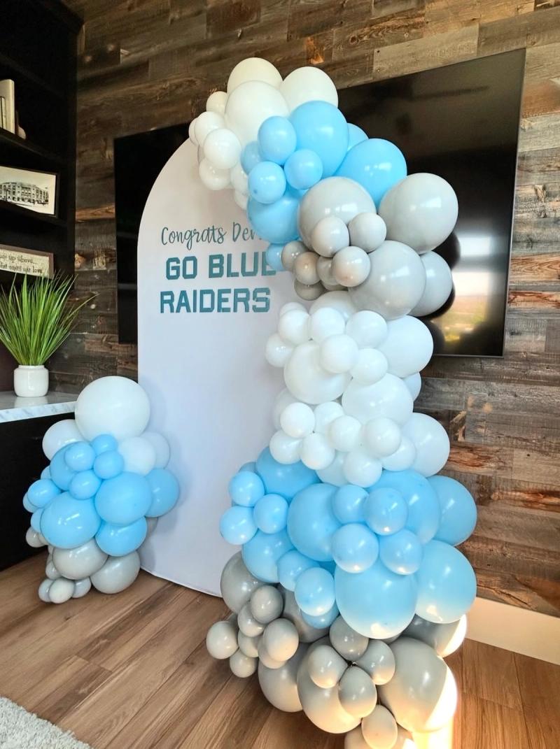 Social Booth LV balloons photo