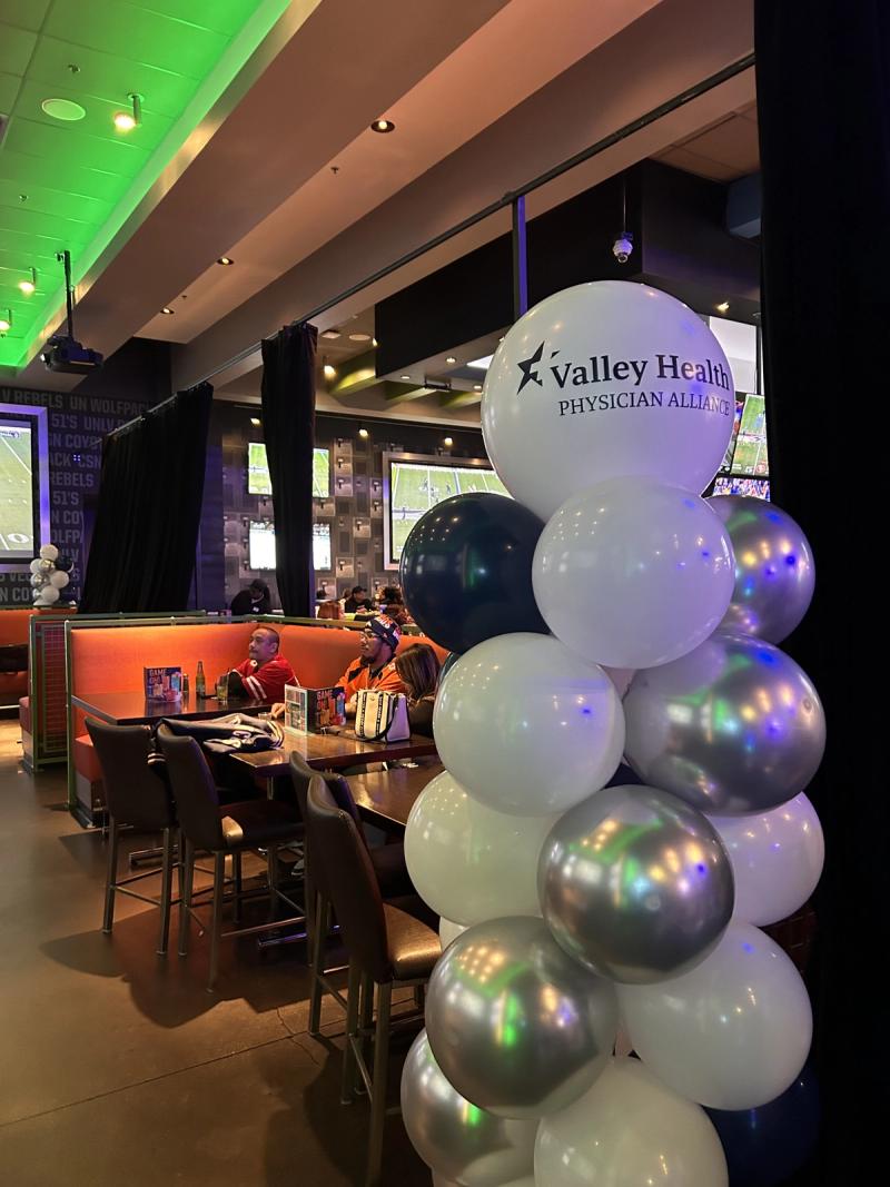 Social Booth LV balloons photo