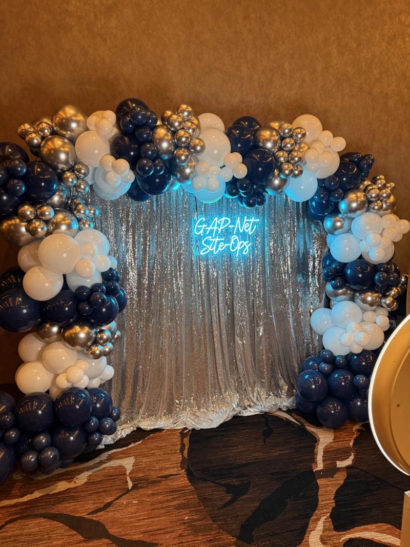 Social Booth LV balloons photo