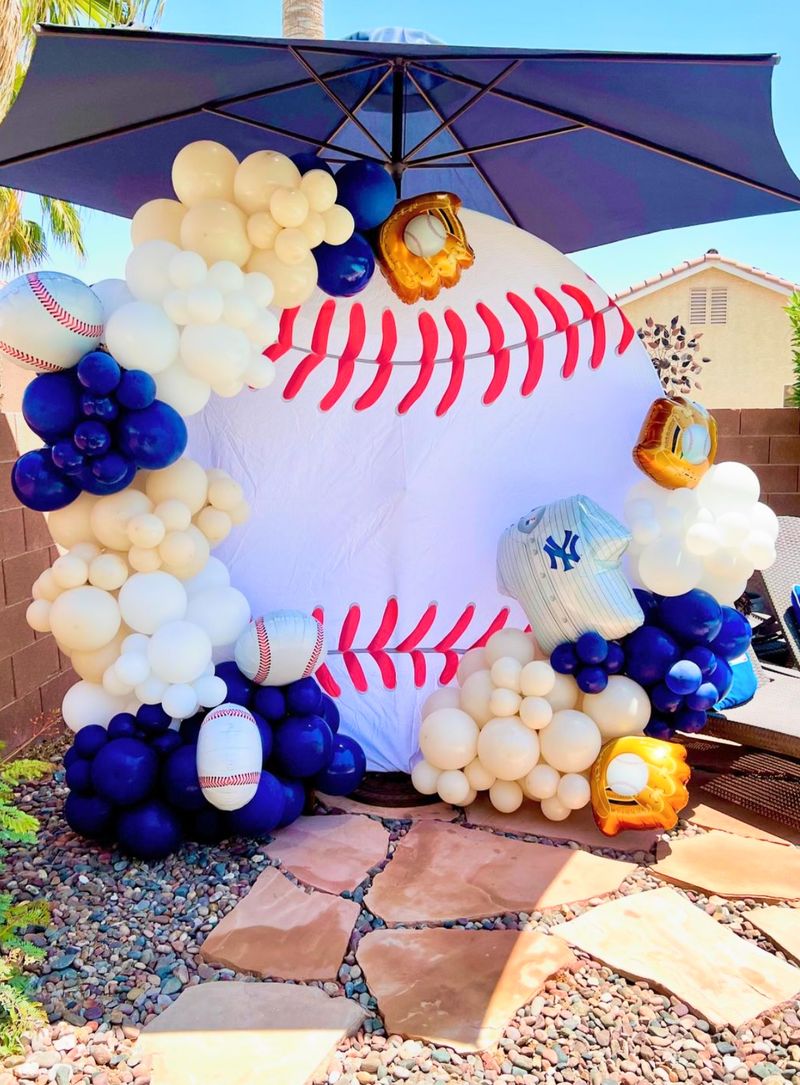 Social Booth LV balloons photo