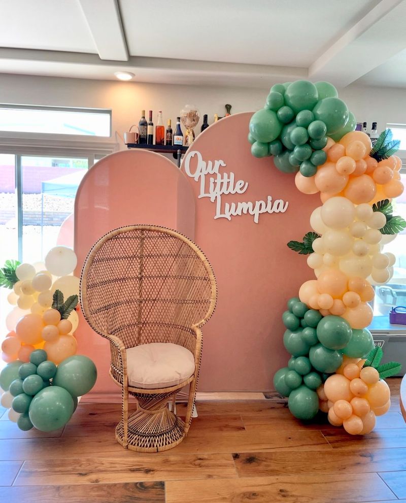 Social Booth LV balloons photo