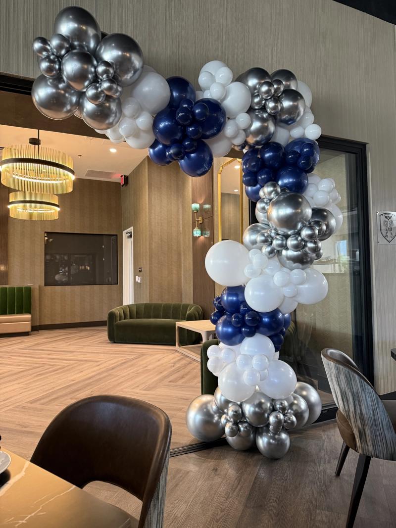 Social Booth LV balloons photo