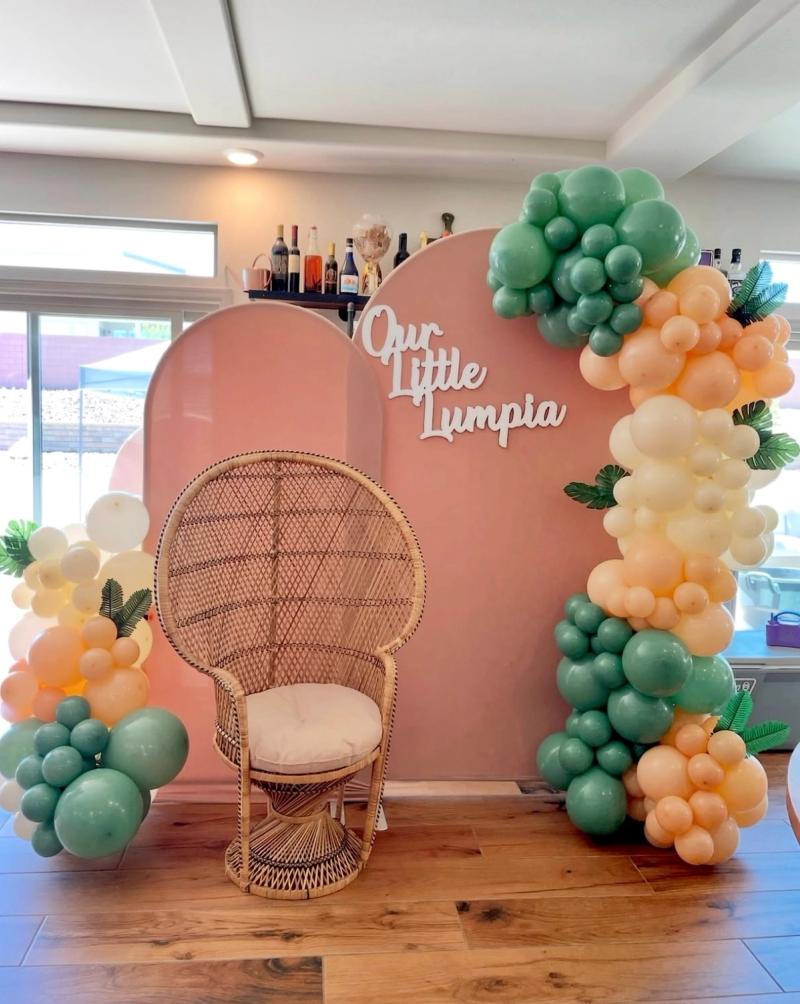Social Booth LV balloons photo