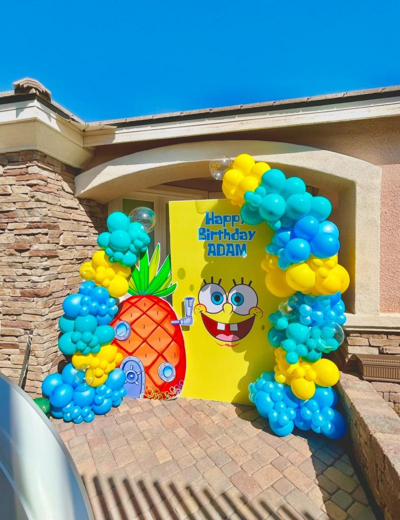 Social Booth LV balloons photo