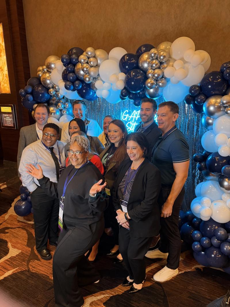 Social Booth LV balloons photo