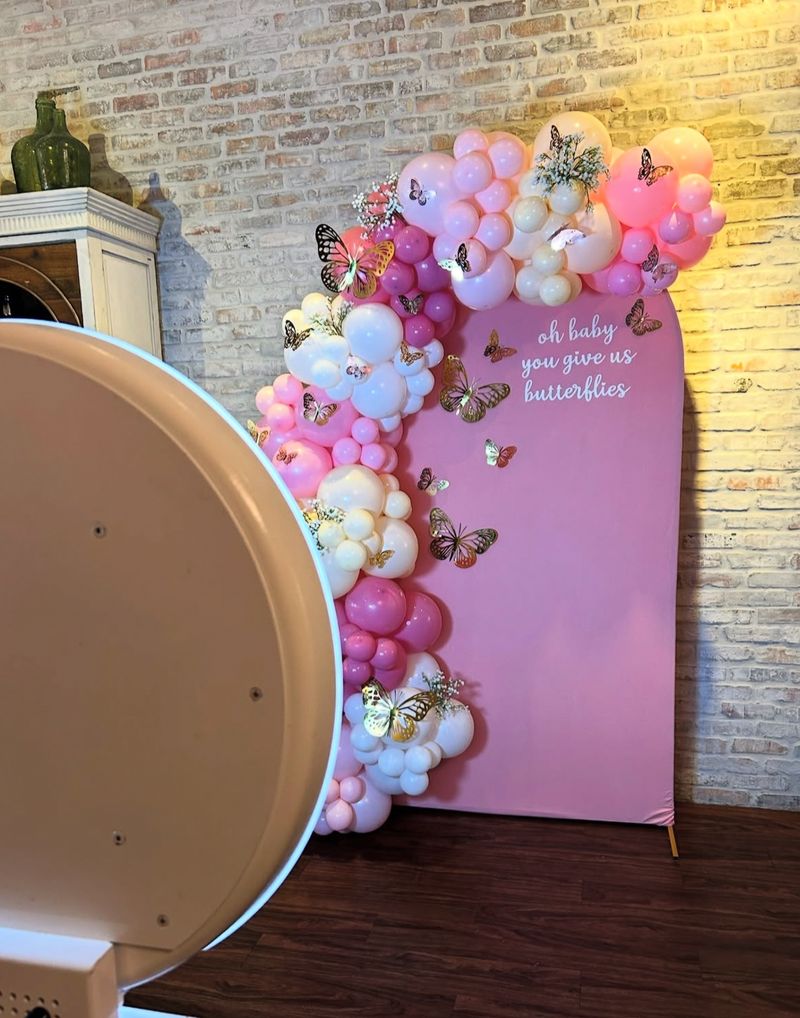 Social Booth LV balloons photo