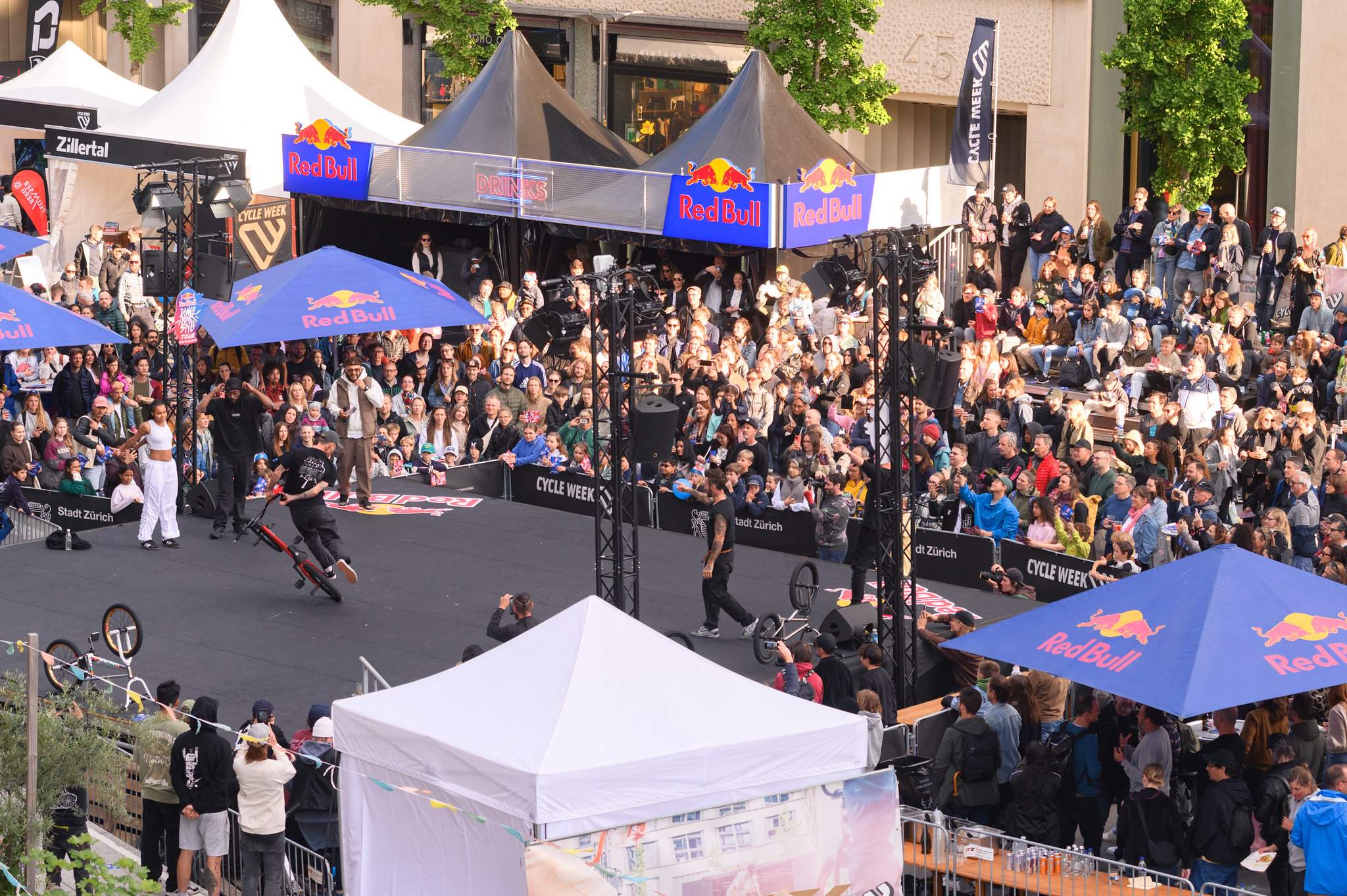 CycleWeek_Europaallee_Show