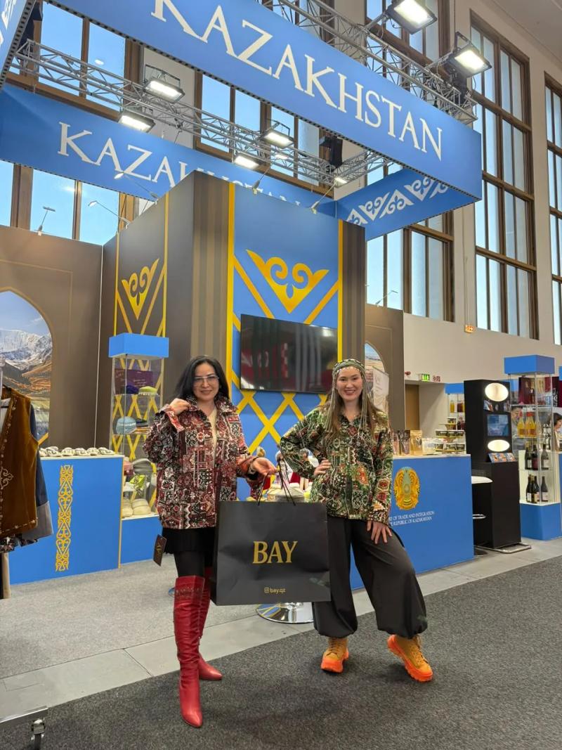Banu Gaidar and a guest in BAY bombers with a BAY bag