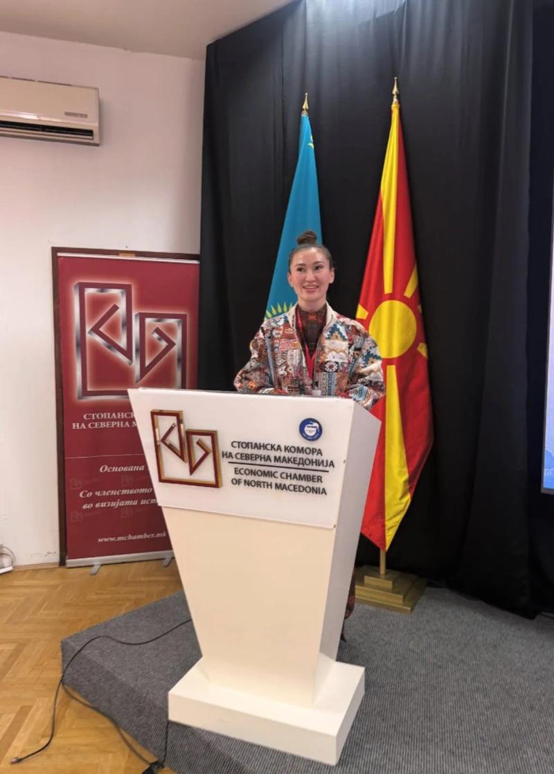 Banu Gaidar at the podium of the Economic Chamber of North Macedonia