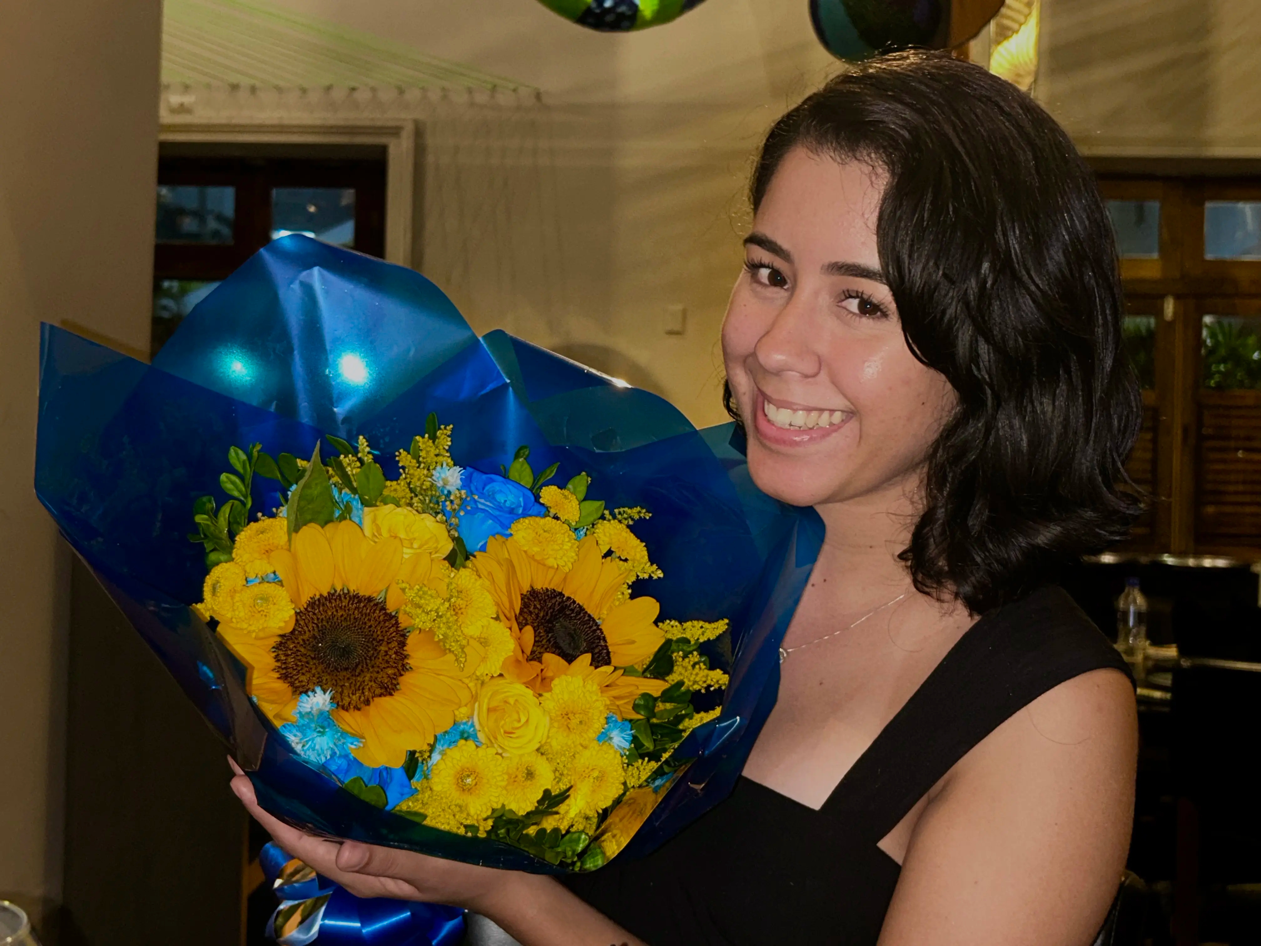 O Sol, o Azul e os 27 anos dela