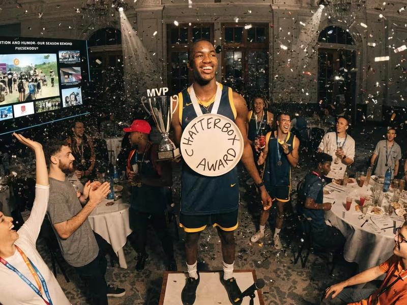 Award-Winning Ideas: Celebrating Your Team's Season Success 