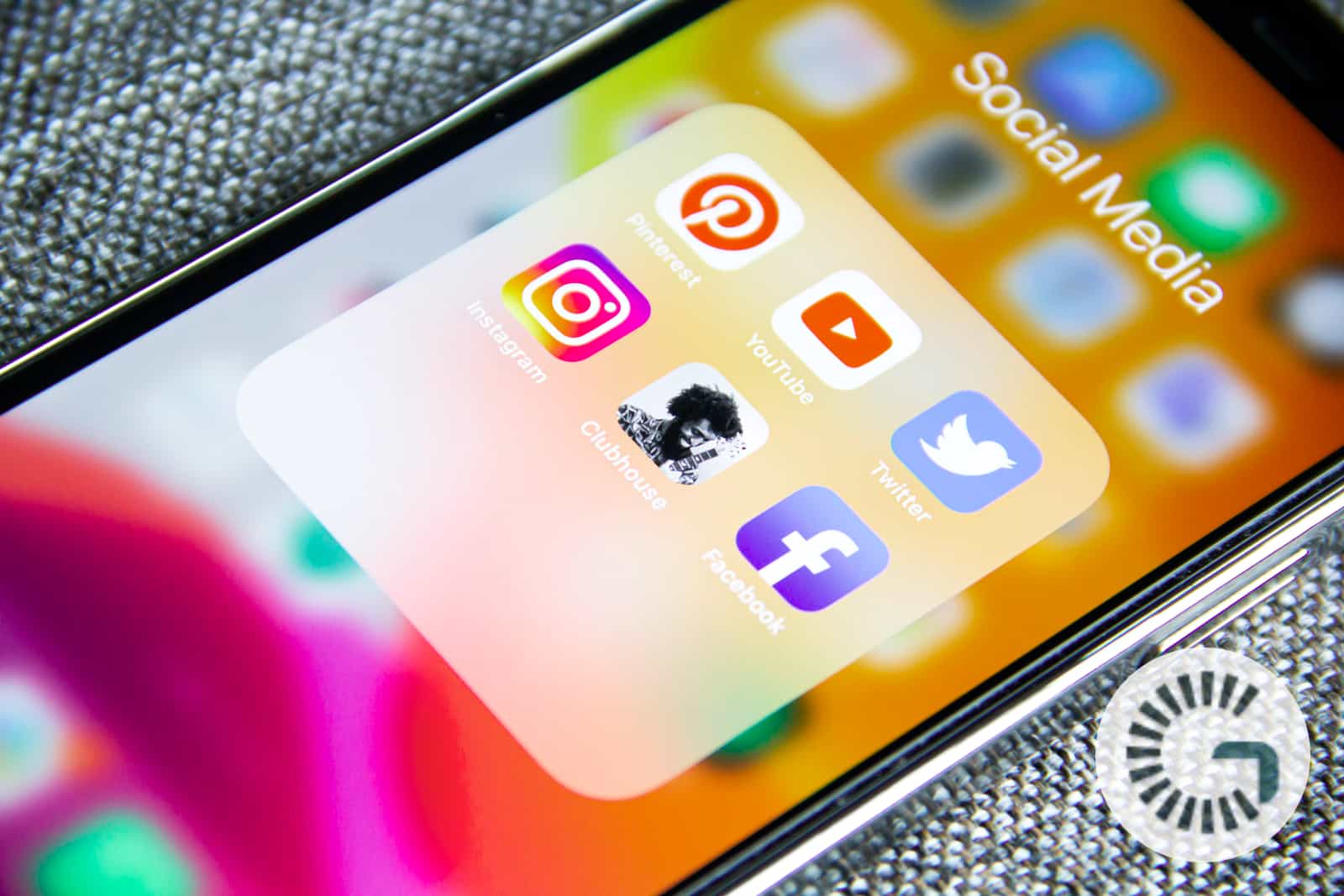 How to Tell If a Screenshot Is Real or AI-Generated