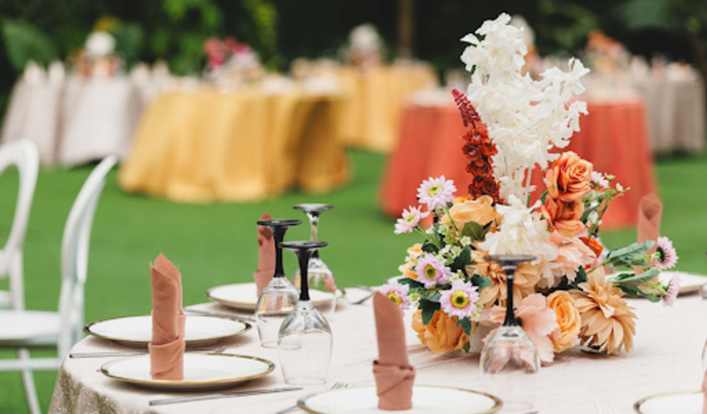 How to Decorate a Table for a Party on a Budget Without Sacrificing Style from TG Event Rental