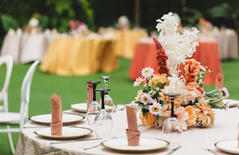 How to Decorate a Table for a Party on a Budget Without Sacrificing Style from TG Event Rental