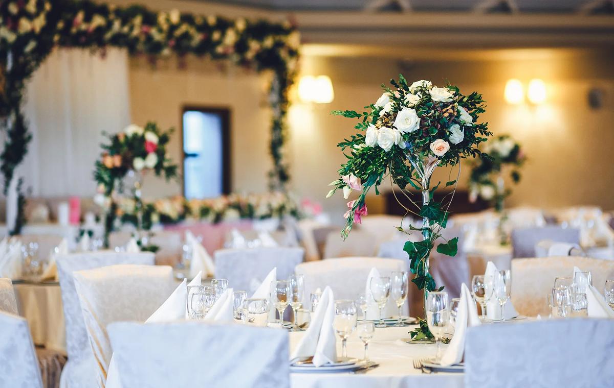 bunch of flowers and leaves on table