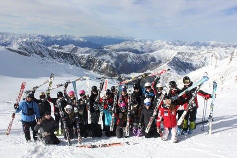 The Eastern Township’s elite downhill ski team at the summit of the Hintertux glacier 