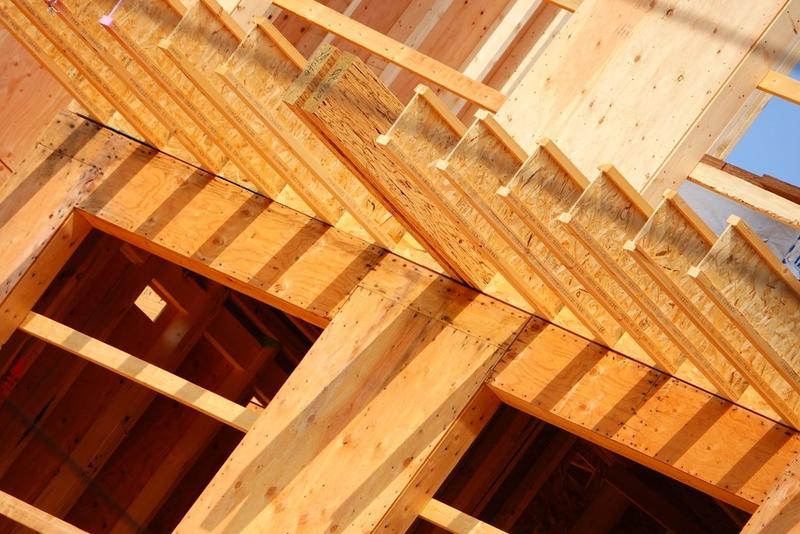 Estructura de madera de una vivienda en construcción