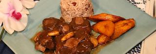 JerkQ'zine Caribbean Grille