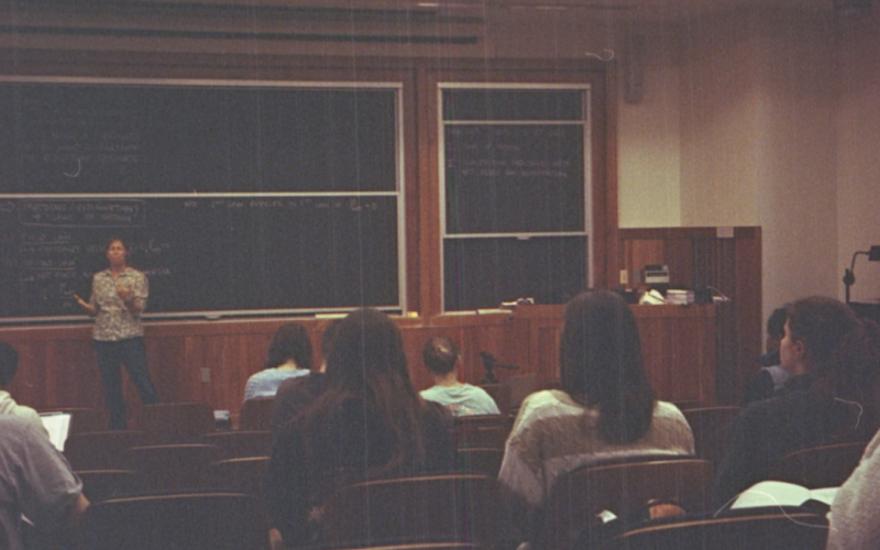 How Cross-Functional Teams Build Trust Through Communication