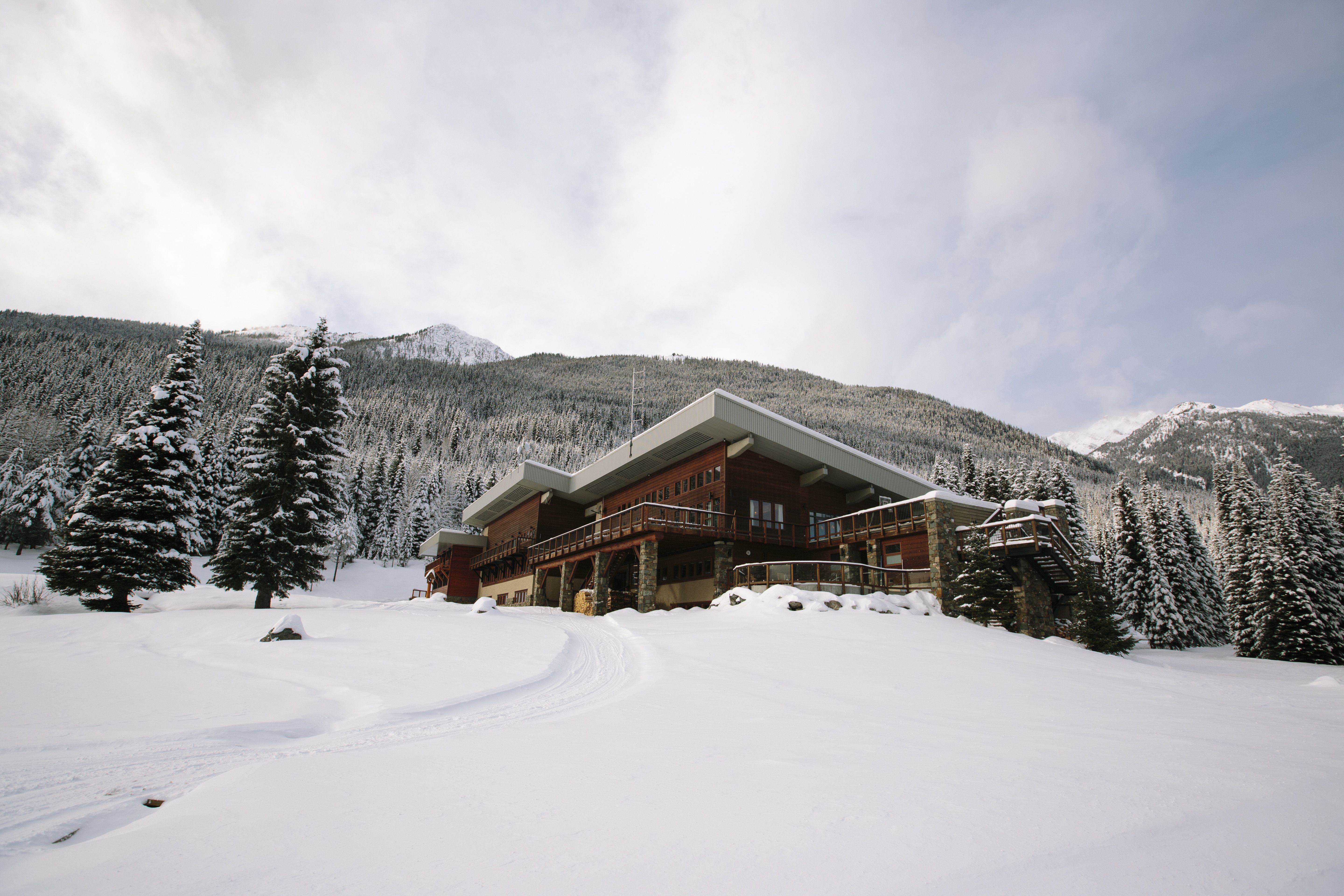 View of the Bobbie Burns lodge during winter