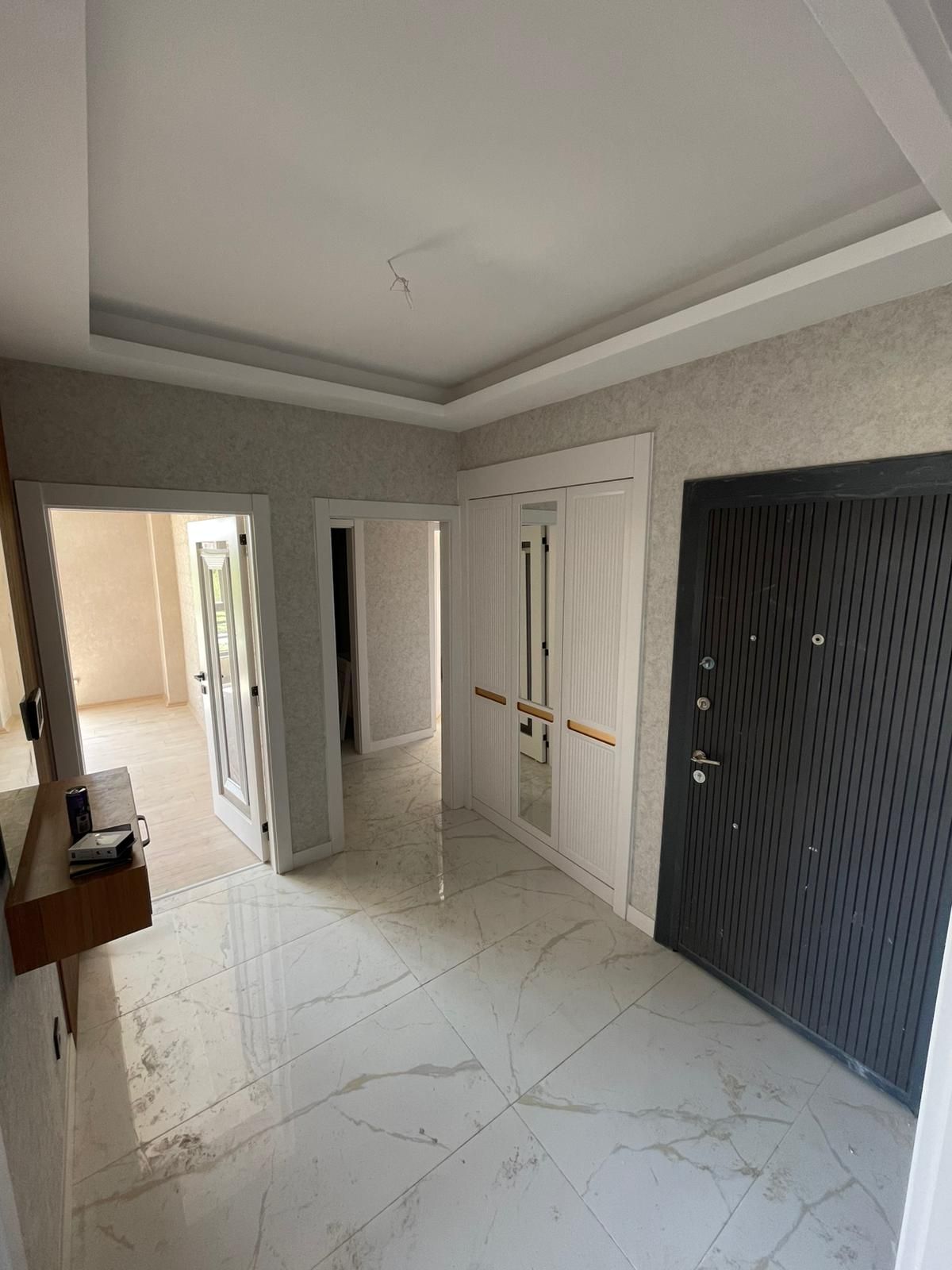 SELEHADDİN EYYUBİ MAHALLESİNDE SATILIK 3.5+1 SIFIR DAİRE ARA KAT