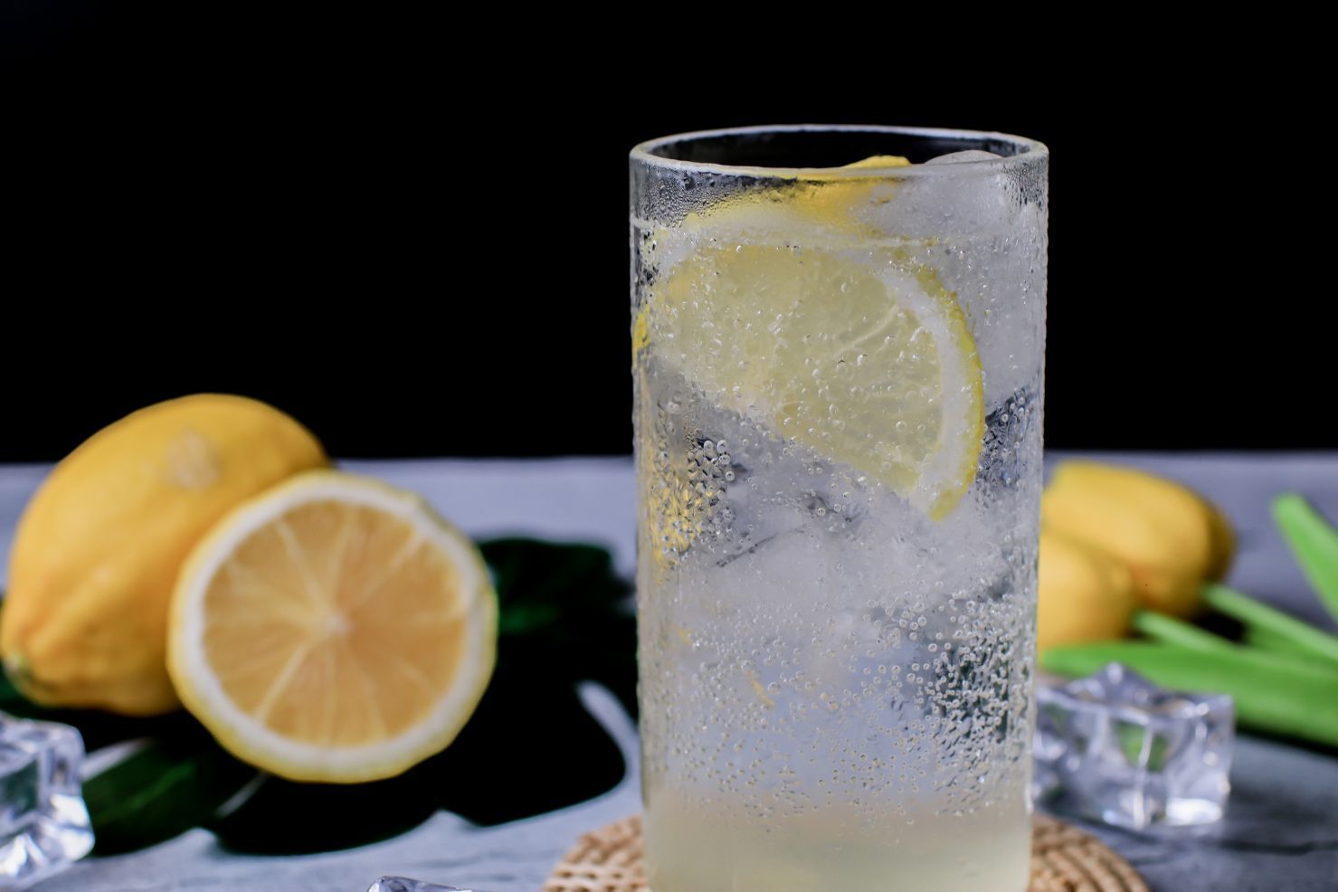 Cocktail Cointreau Fizz