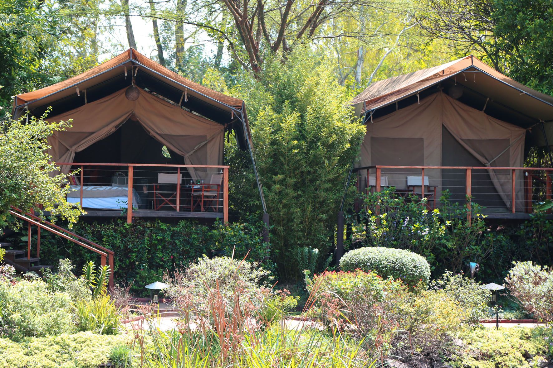 Camps and lodges for photographers
