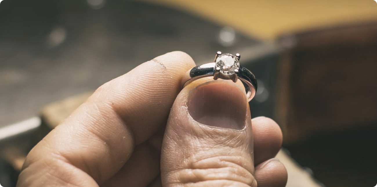 Handcrafted jewelry manufacturing in our local Montreal workshop.