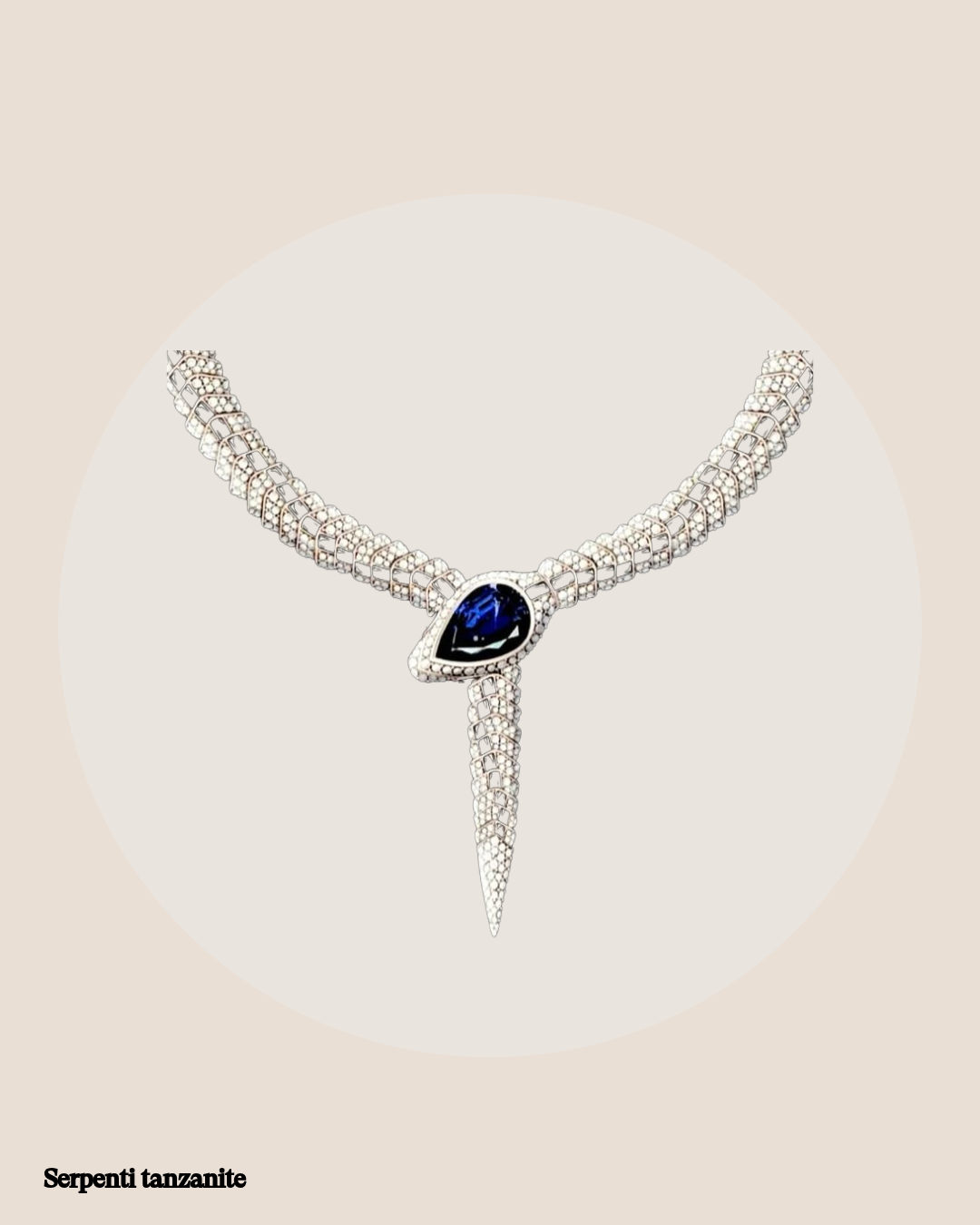 collier Serpenti en or rose, dont la tête du serpent porte une impressionnante tanzanite taille poire