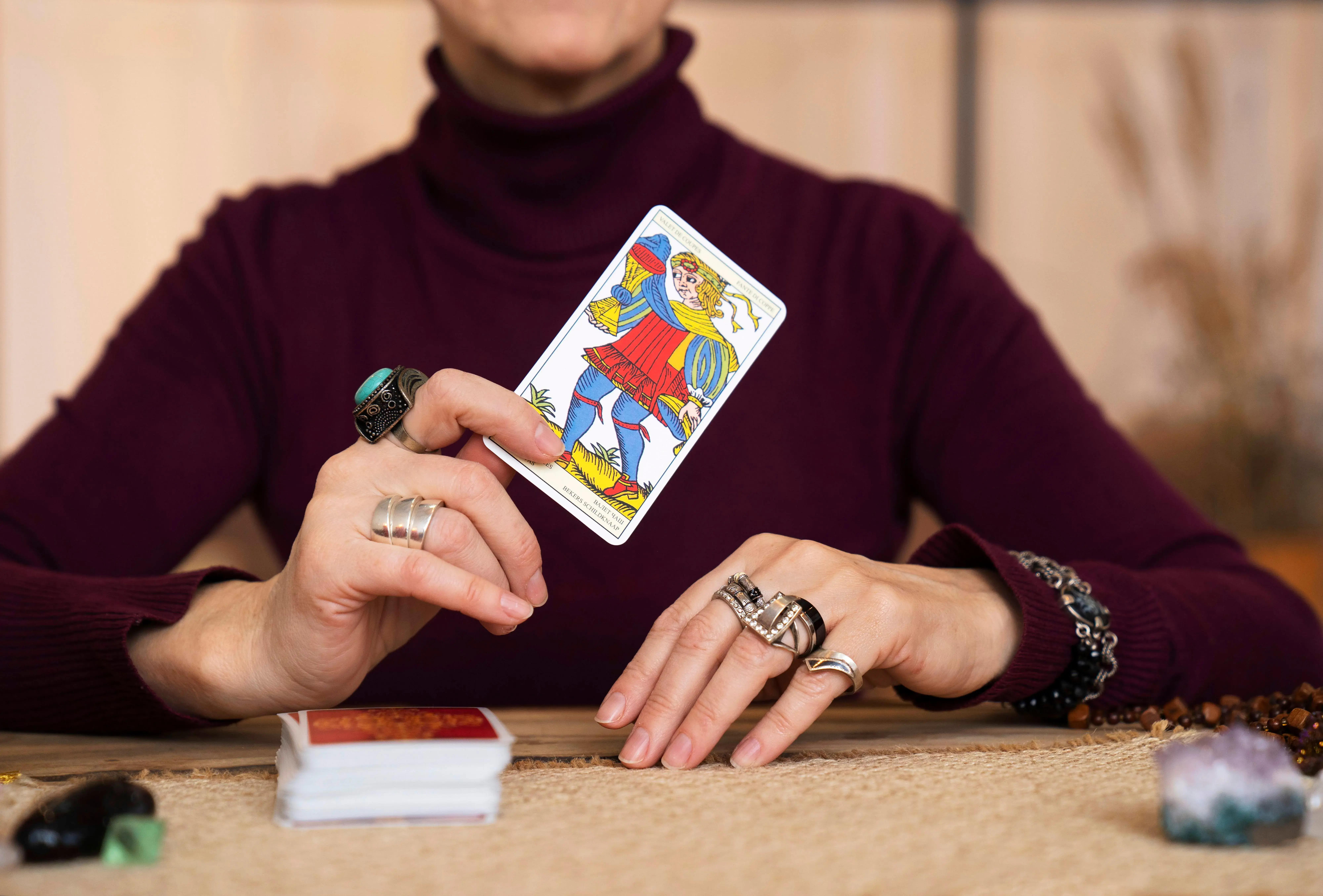Olacak mı Olmayacak mı? Aklınızdaki Soruya Tarot’tan Net Cevap Alın