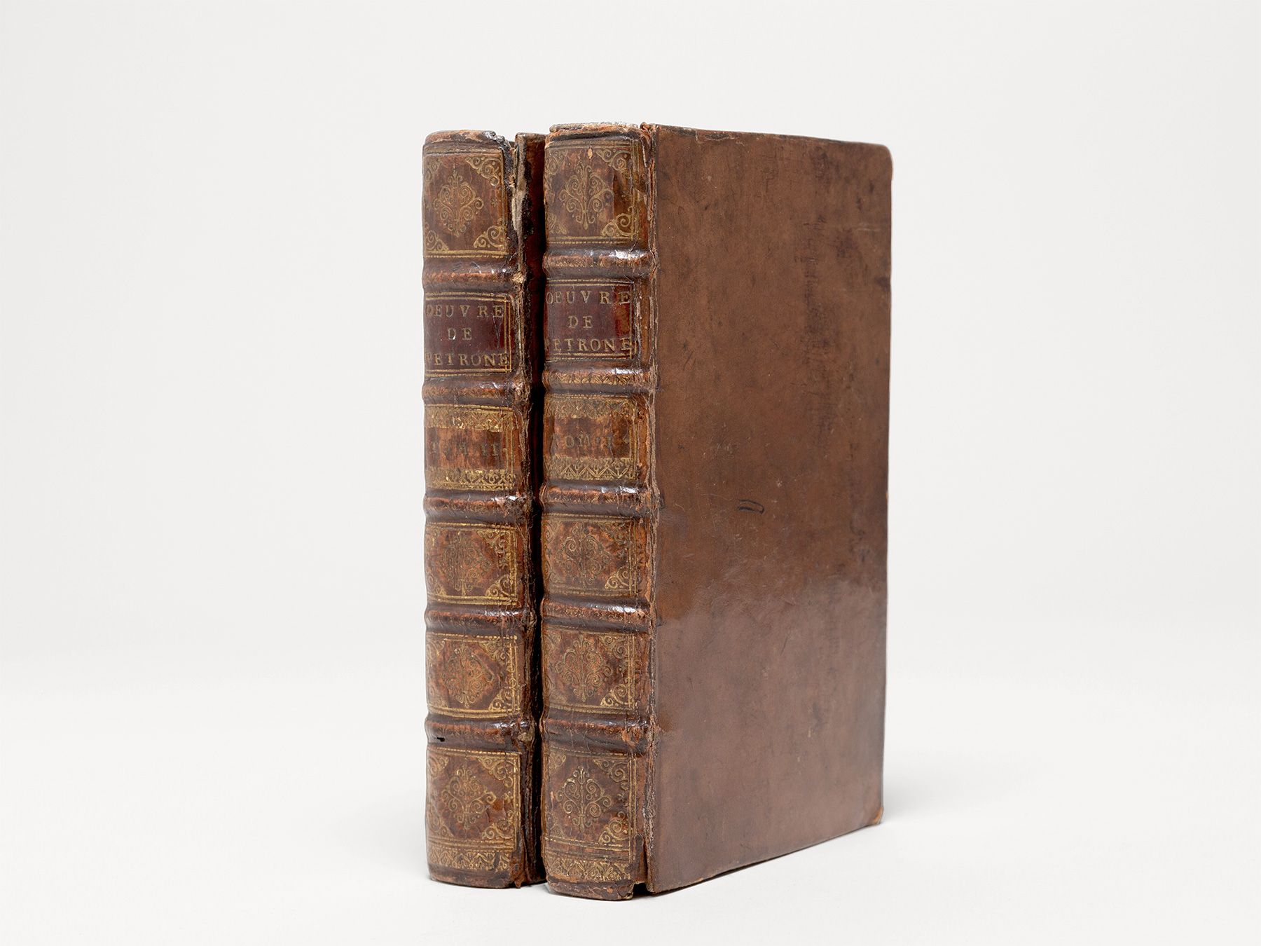 La Satyre de Pétrone. Traduction entière suivant le manuscrit trouvé à Bellegrade en 1688., Petronius; Nodot, François (transl.)