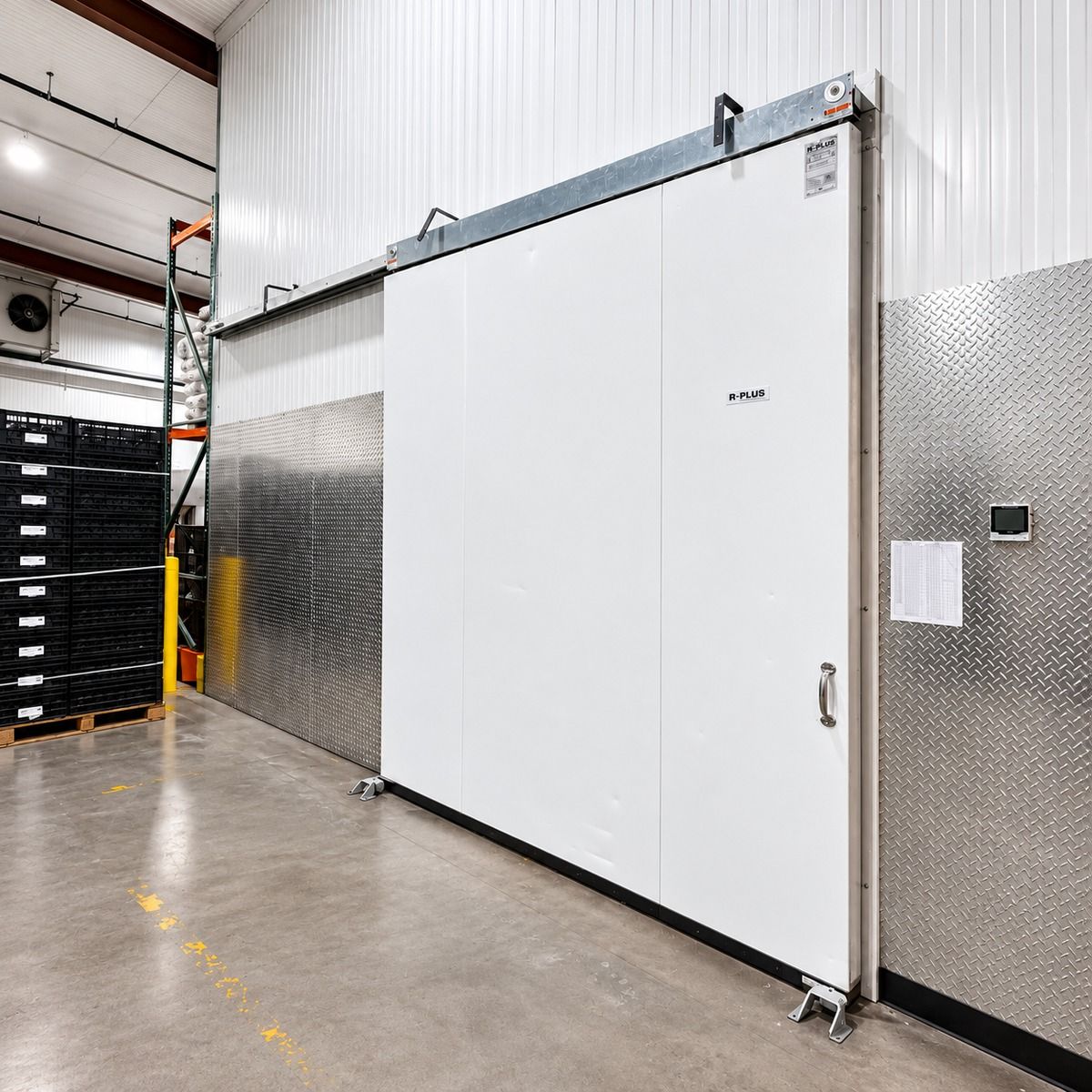 Warehouse Walk-In Cooler 20x20x16