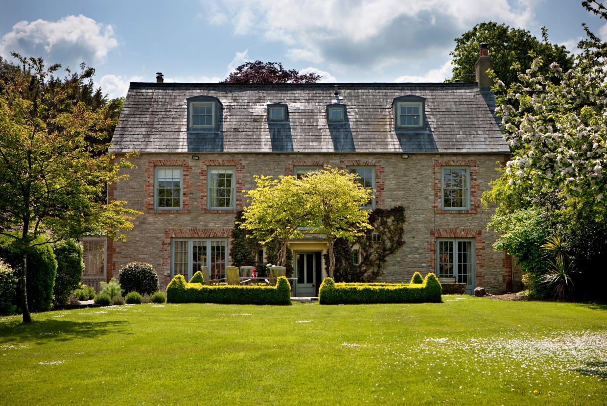 Antonia Stewart Interior Design Country House Gloucestershire (2)