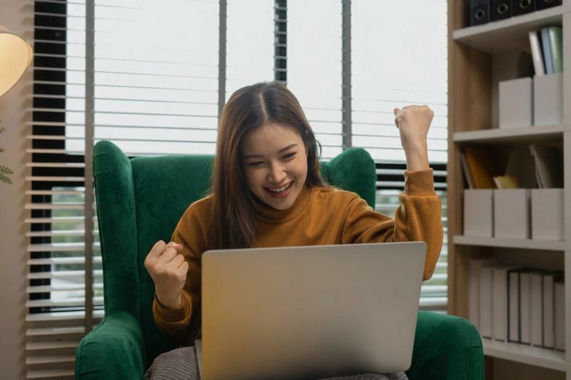 Screaming-in-success